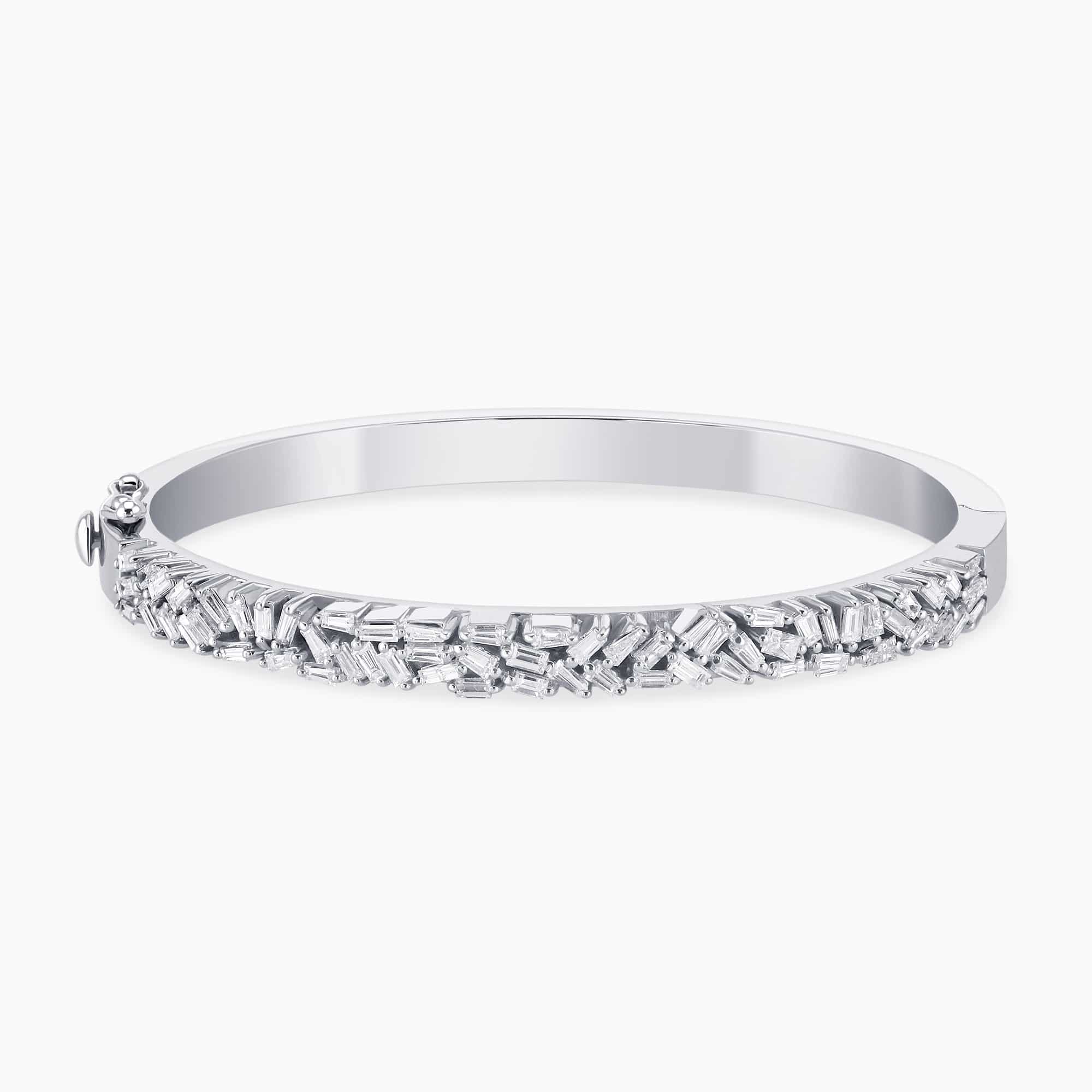 1.75Ct. Taper and Baguette cut Diamonds set in a beautiful