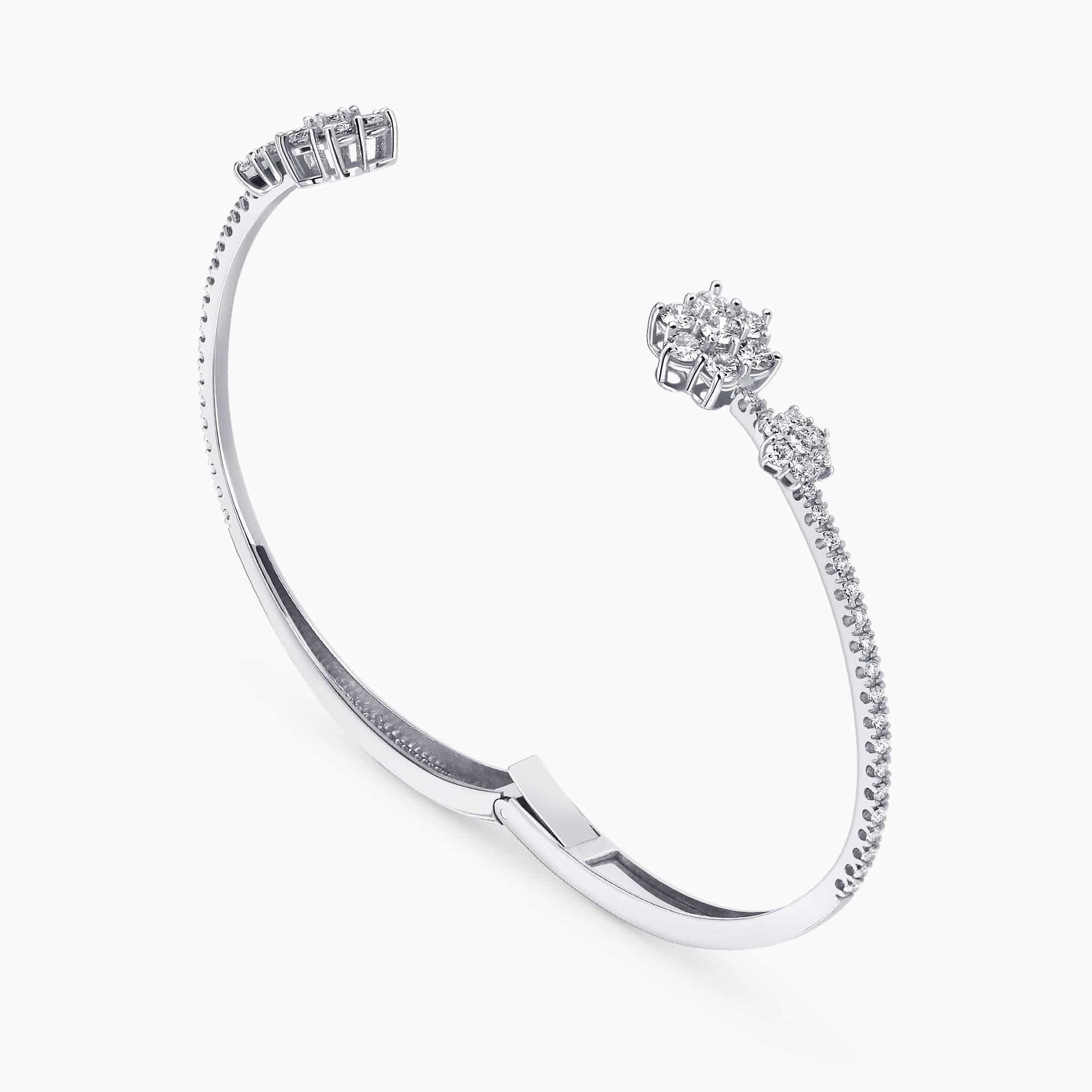 1.04Ct Diamonds in 14K White Gold Bracelet