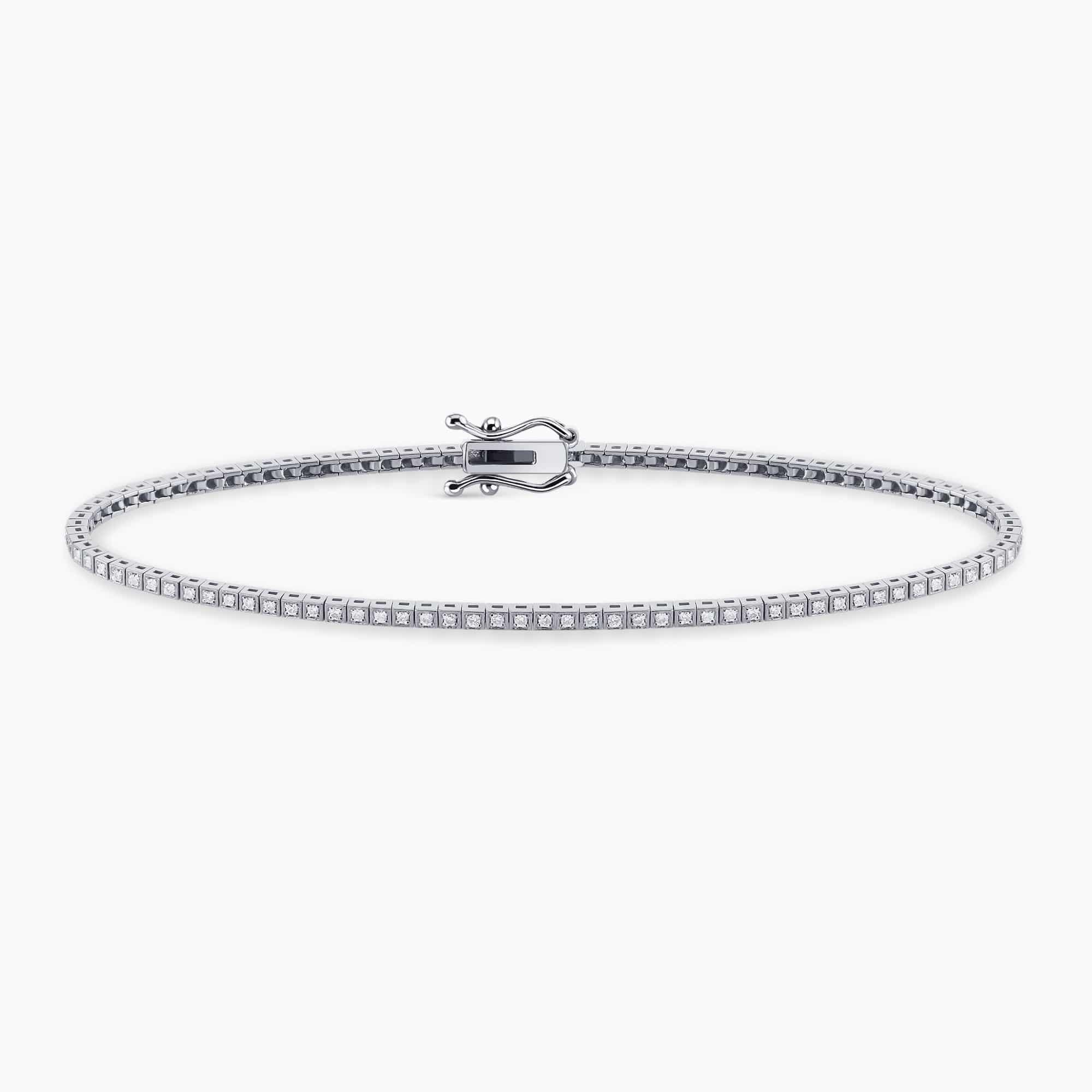 0.32Ct Diamonds in 14K White Gold Bracelet