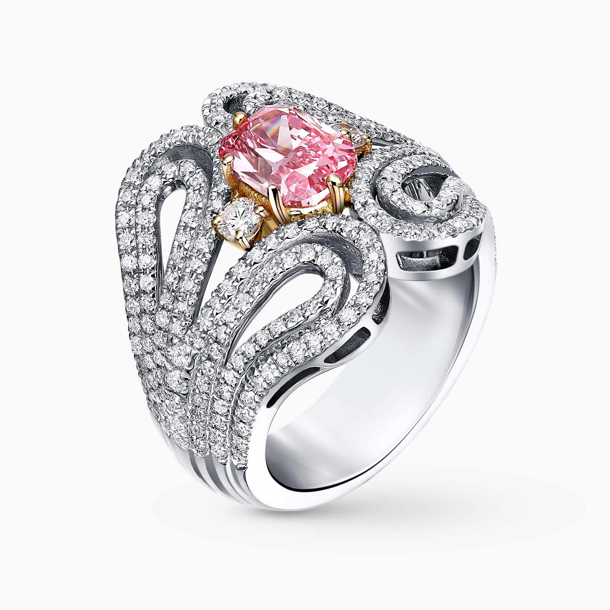 An Extraordinary 1.02Ct. Fancy Purplish Pink SI2 with