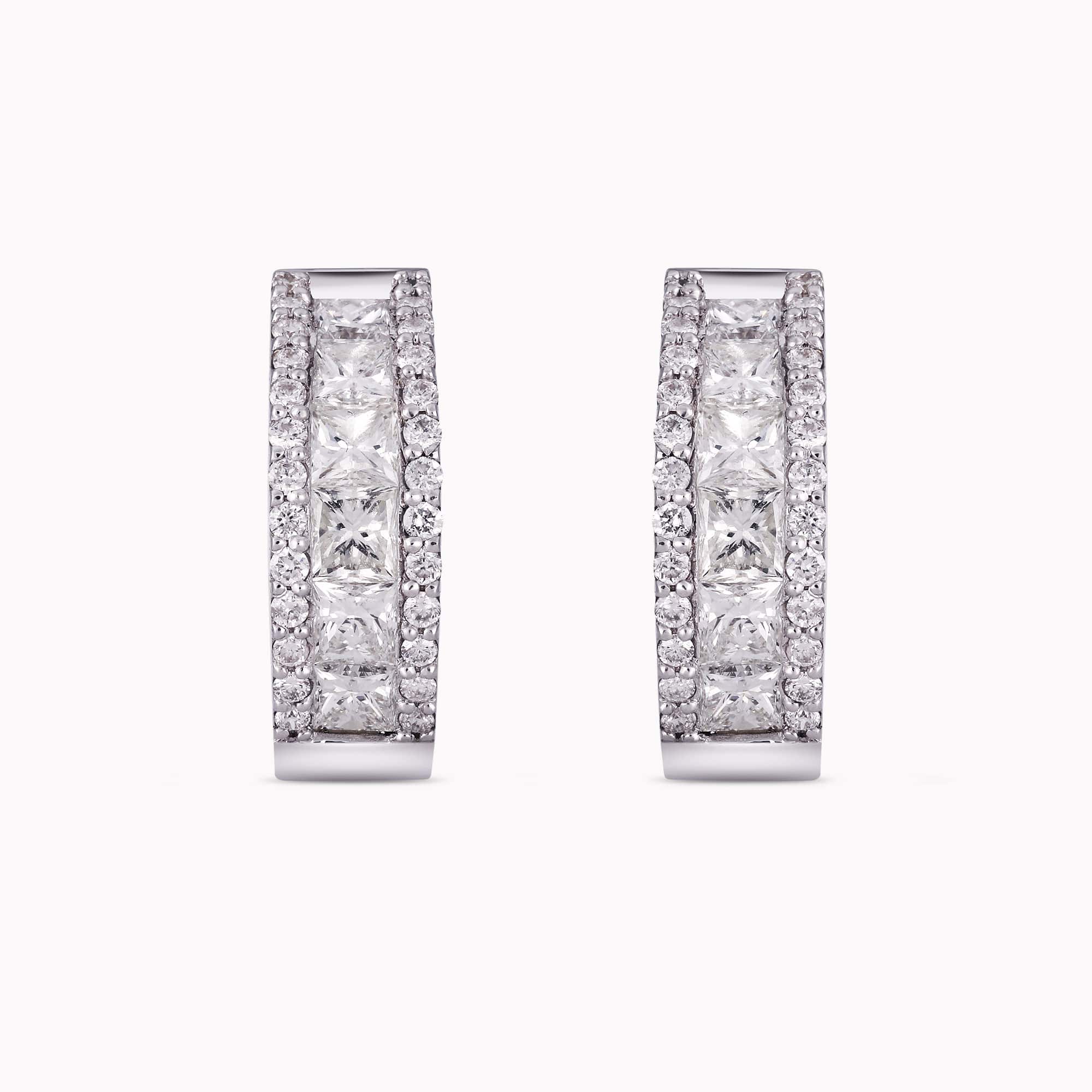 1.90Ct. Princess Cut Diamonds set with 0.32Ct. Diamonds