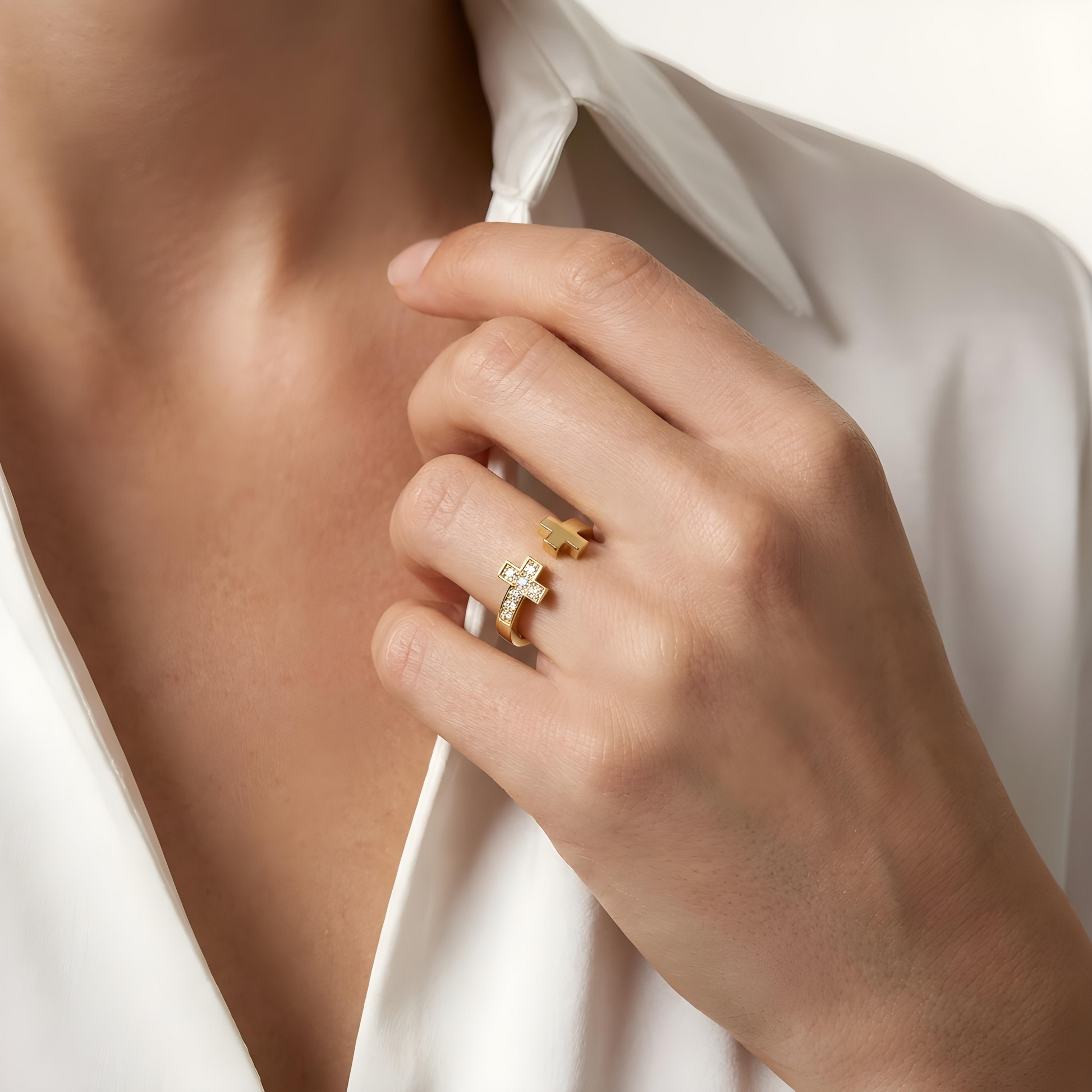 Two crosses Diamond Ring